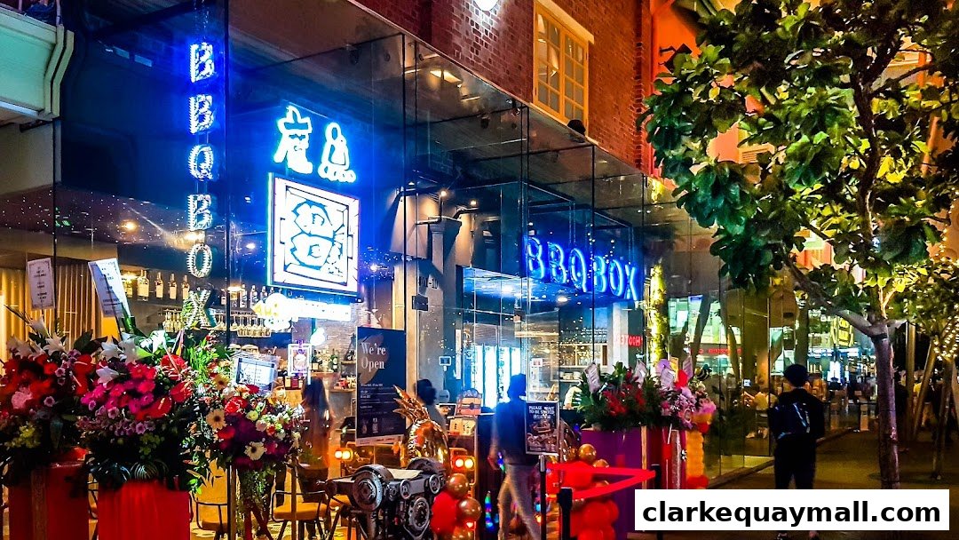 Monster Fish Clarke Quay 魔鱼 克拉码头